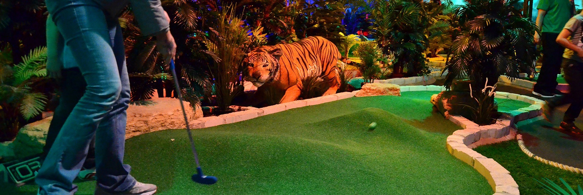 Adventure Golf Oasis Fun Bournemouth Indoor Play Centre Bowling